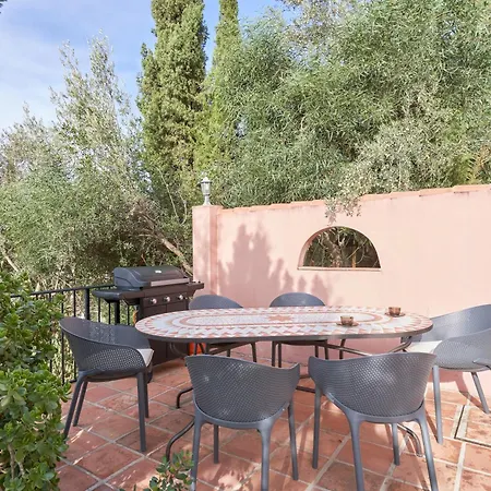 Casa Oliana *